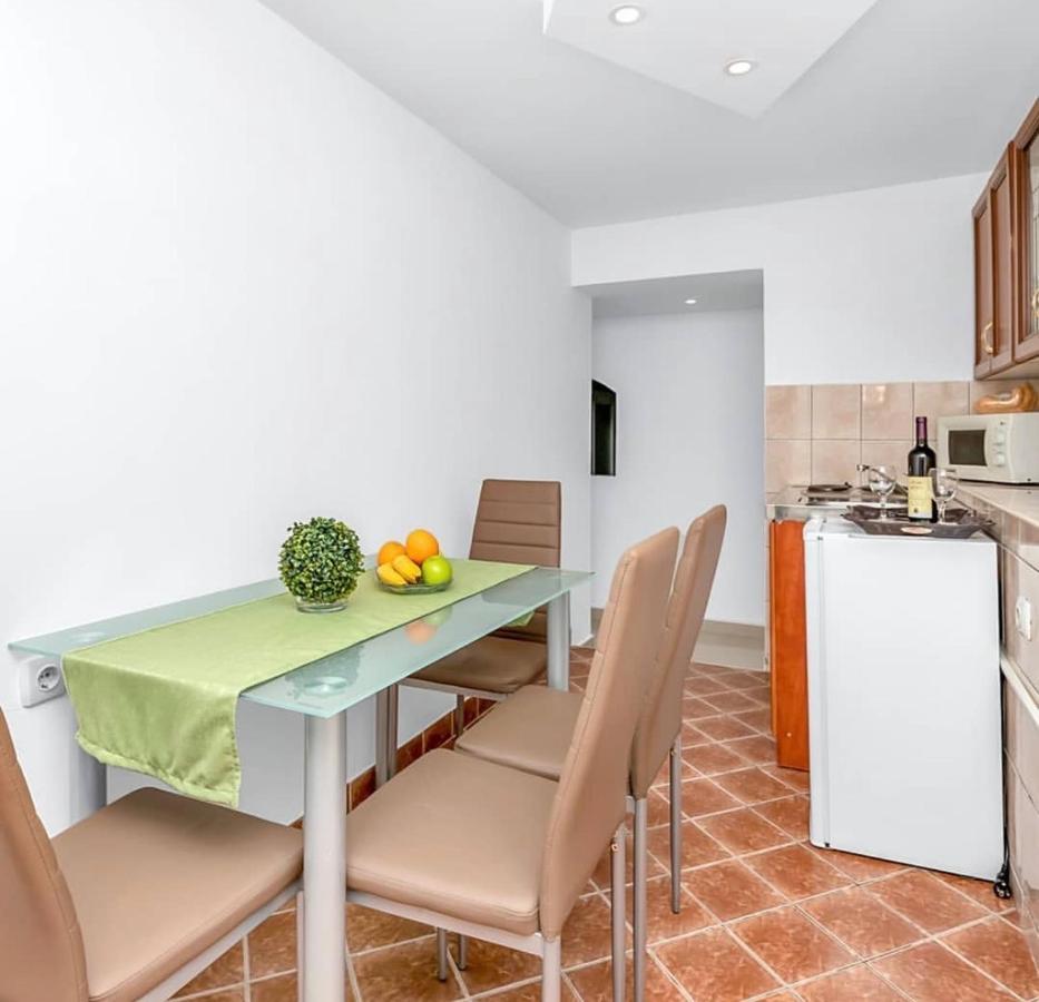 Apartmani Vasilije Котор Екстер'єр фото